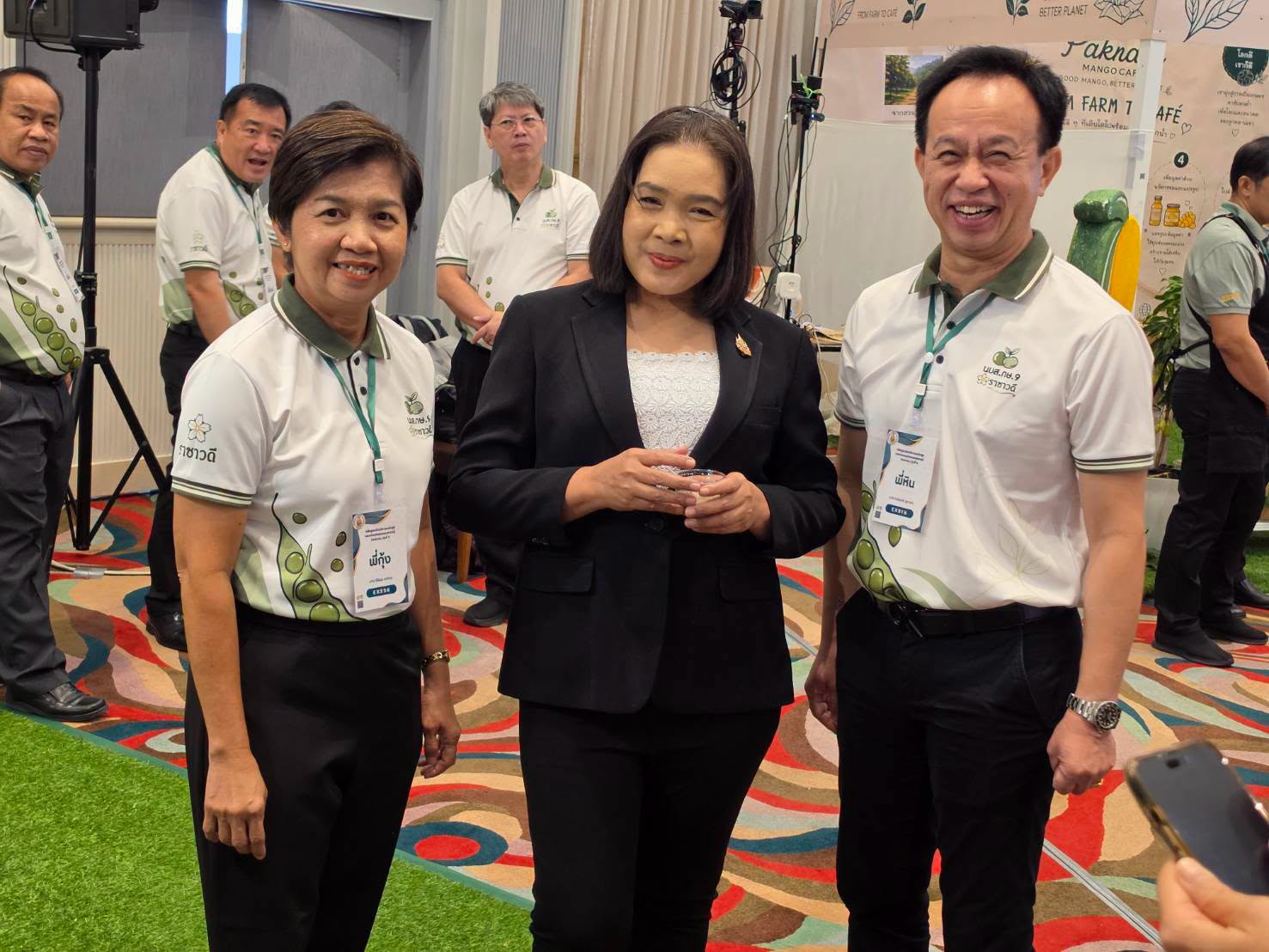 title - ส.ป.ก. ร่วมเป็นเกียรติและรับชมการนําเสนอผลงานวิชาการ หลักสูตร นักบริหารระดับสูงกระทรวงเกษตรและสหกรณ์ (นบส.กษ.) รุ่นที่ 9